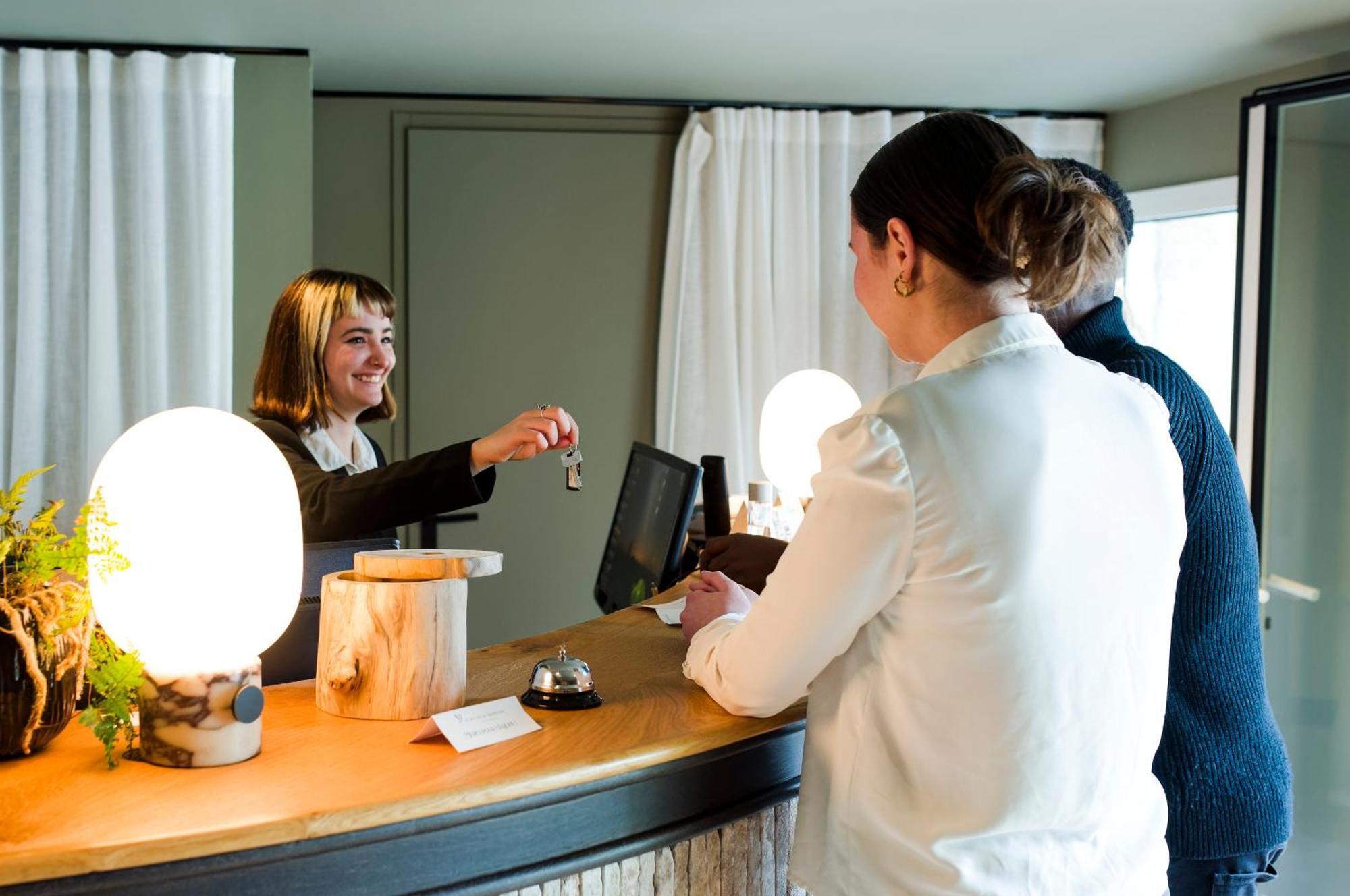 Cit'Hotel Le Relais Du Boisniard Chambretaud Екстер'єр фото