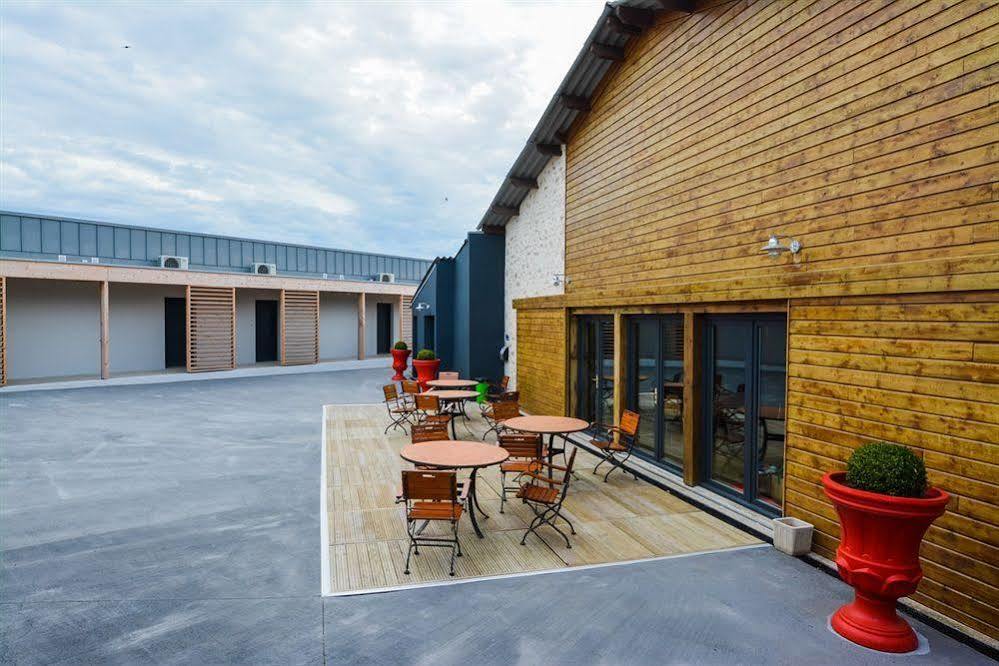 Cit'Hotel Le Relais Du Boisniard Chambretaud Екстер'єр фото